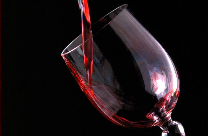 IWSR<br><b>La consommation de vin va augmenter dun milliard de bouteilles par an dans le monde</b>