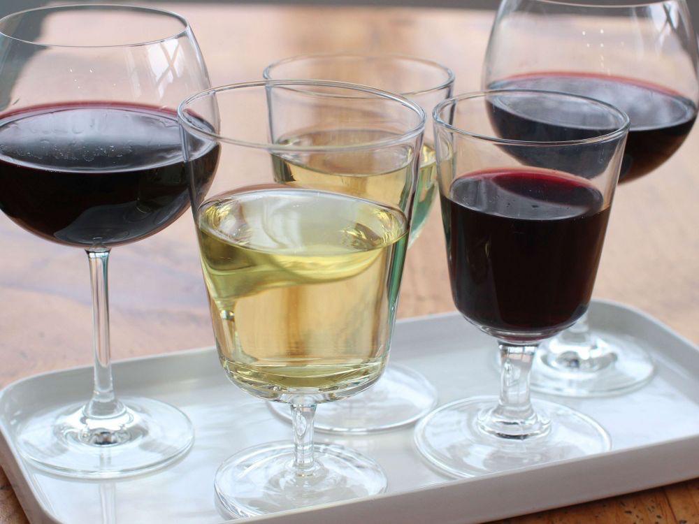 Cancer colorectal<br><b>La consommation de vin avant le diagnostic améliore le taux de survie</b>
