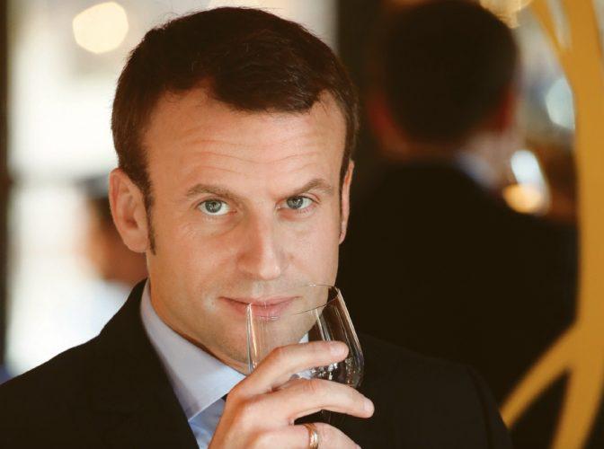  Le vin nest pas un alcool  <br><b>Soutient ainsi Emmanuel Macron contre Agns Buzyn</b>